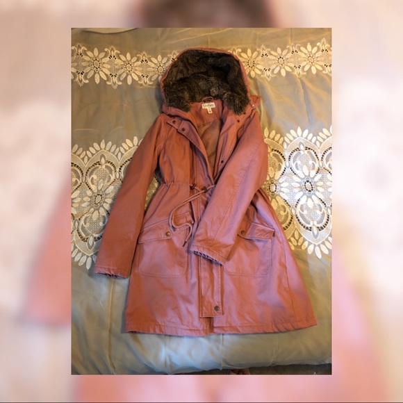 SOLD✨🤰🏻🍁☃️Beautiful pink pregnancy jacket - Picture 1 of 5